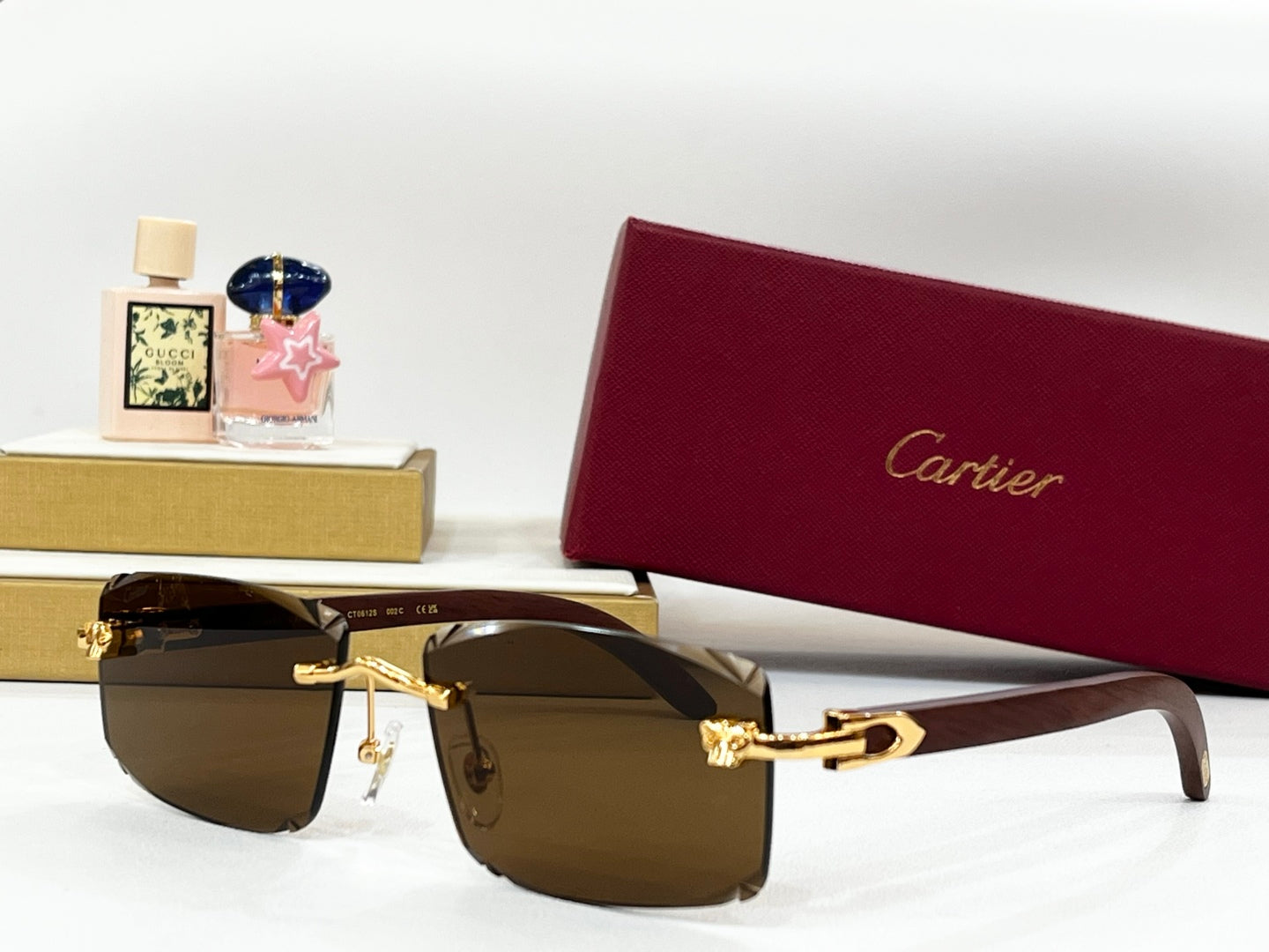 C DE RIMLESS RECTANGULAR FRAME SUNGLASSES CT0612S IN METAL